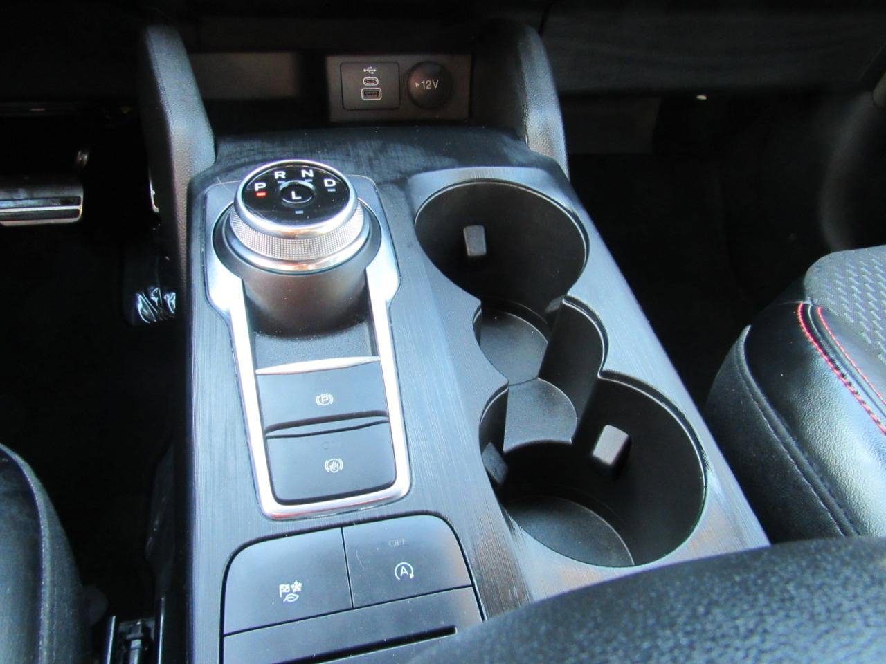 Used 2024 Ford Escape ST-Line image 28