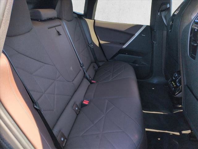 Used 2026 BMW iX xDrive60 image 21