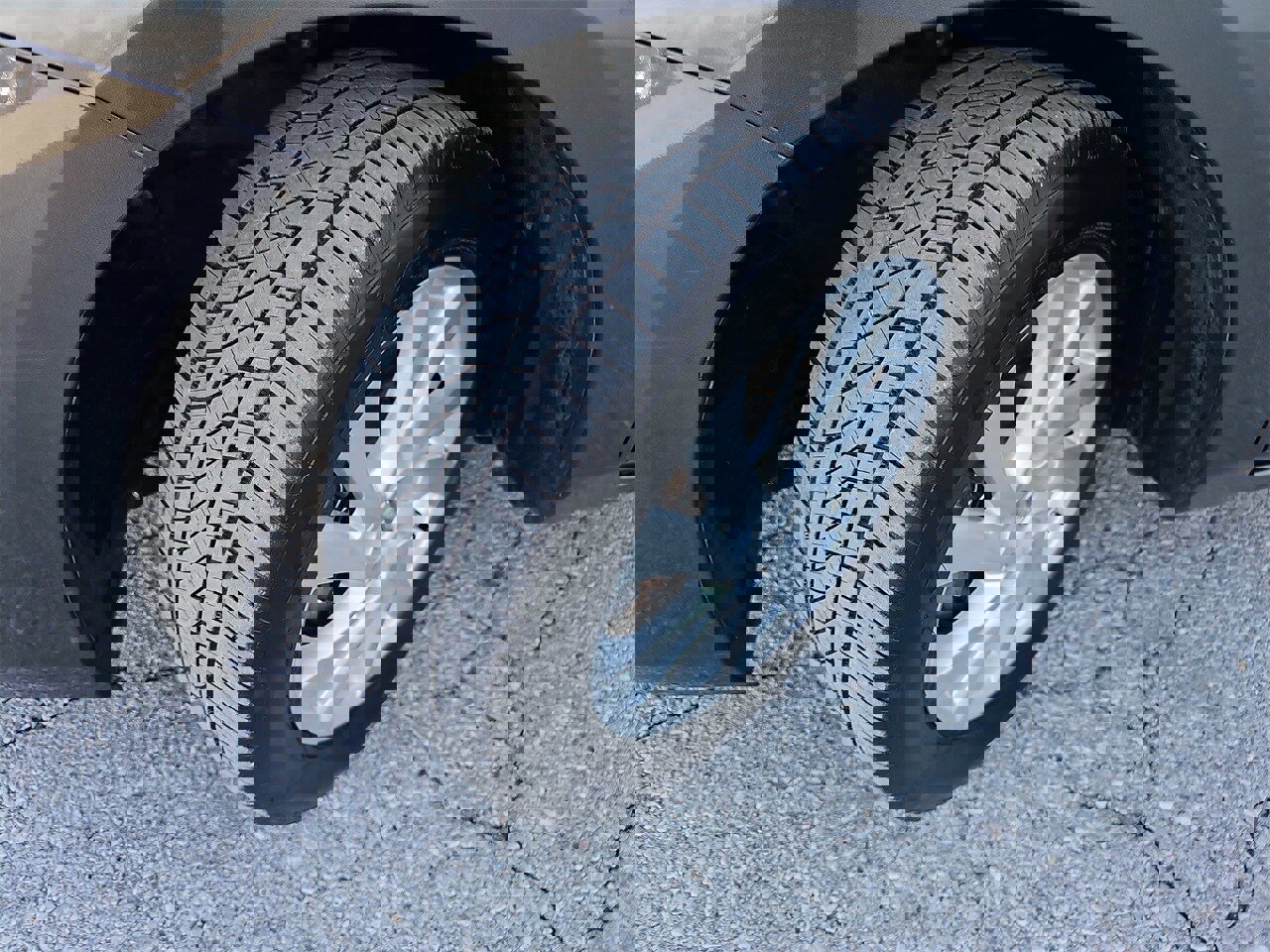 Used 2012 MAZDA MAZDA3 i Touring image 29