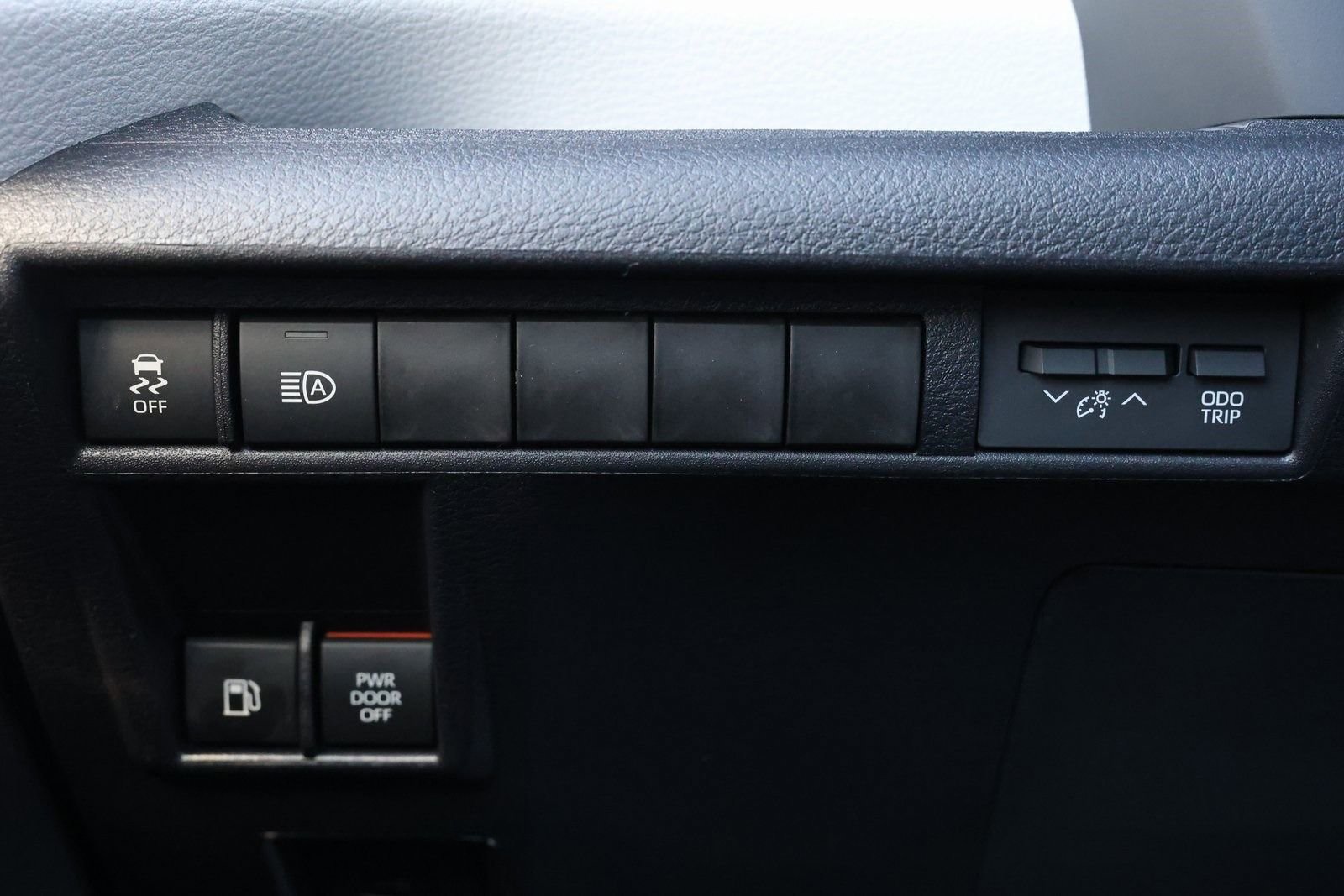 New 2026 Toyota Sienna XLE FWD image 24