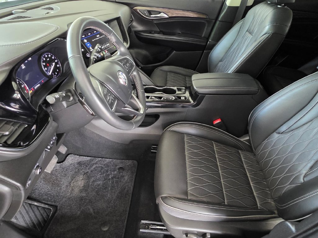 Used 2023 Buick Envision Avenir AWD/4WD image 7
