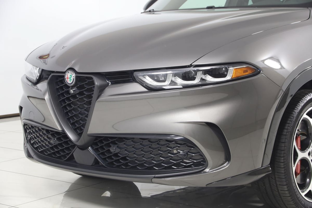 Used 2024 Alfa Romeo Tonale Veloce AWD/4WD image 56