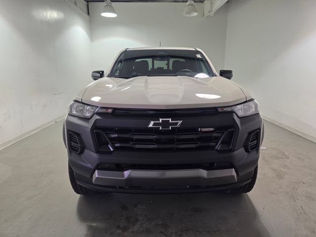 New 2026 Chevrolet Colorado Trail Boss w/ LPO, Tailgate Decal Package AWD/4WD image 2