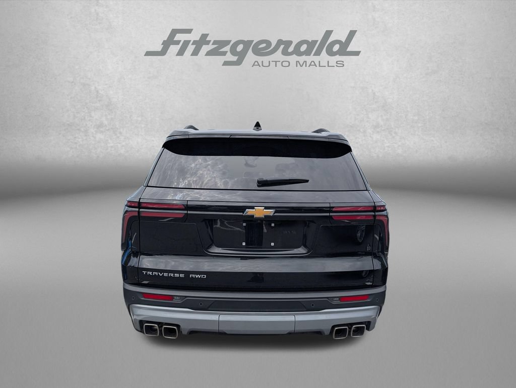 Used 2025 Chevrolet Traverse LT AWD/4WD image 4