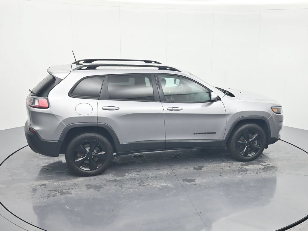 Used 2019 Jeep Cherokee Latitude Plus AWD/4WD image 30