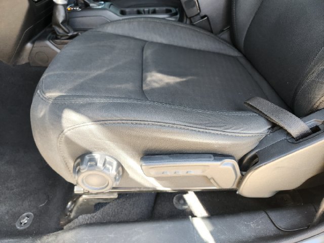 Used 2020 Jeep Gladiator Sport AWD/4WD image 25