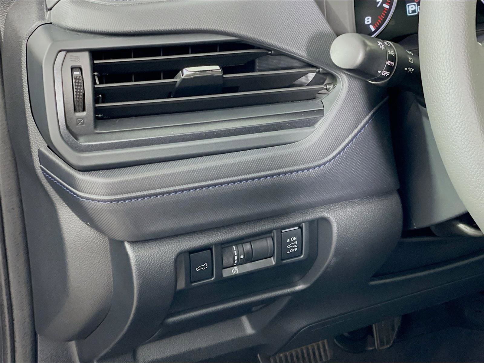 Certified 2025 Subaru Forester Premium AWD/4WD image 15
