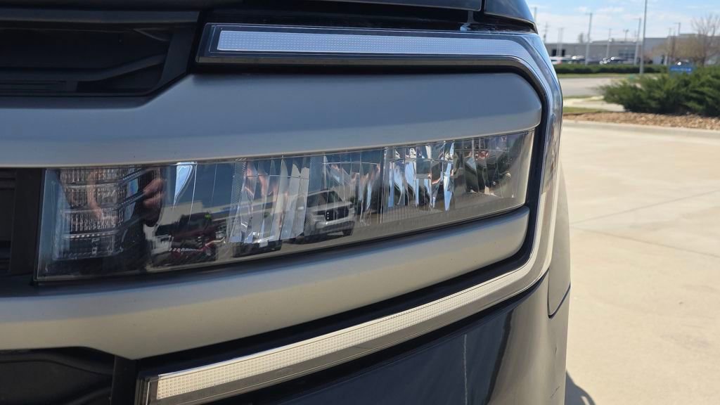 Used 2024 Ford Expedition Max XLT image 9