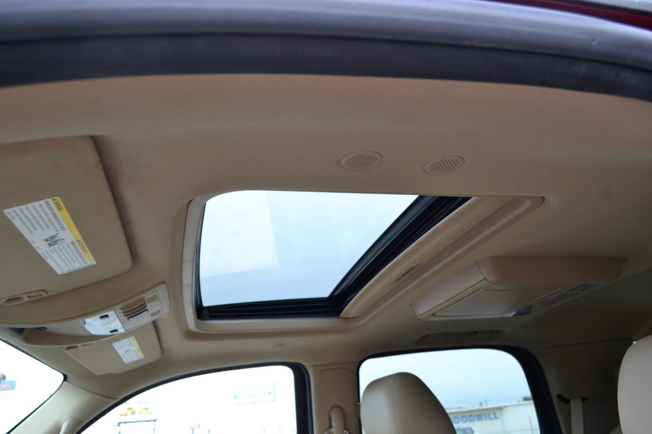 Used 2014 Cadillac Escalade Premium AWD/4WD image 26
