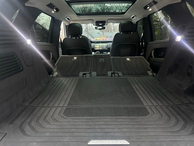 Used 2023 Land Rover Range Rover Sport SE image 37