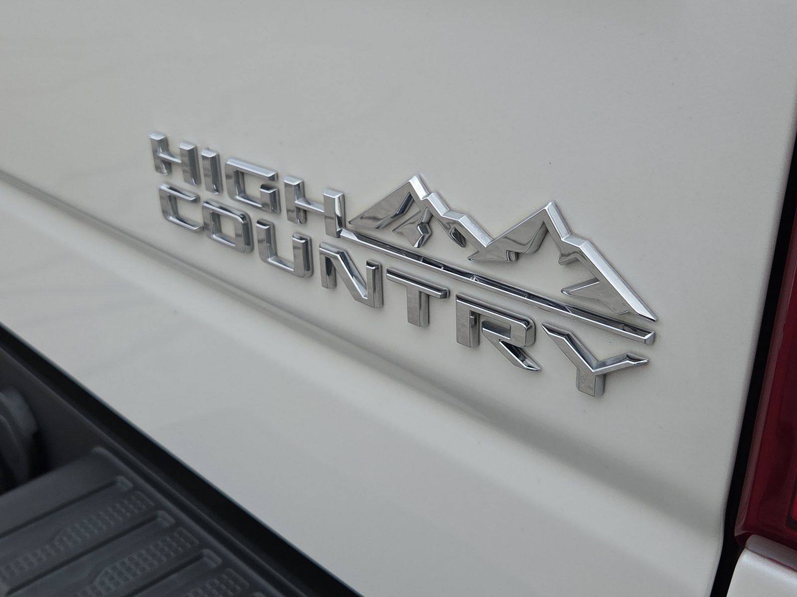Certified 2021 Chevrolet Silverado 1500 High Country w/ Technology Package AWD/4WD image 16