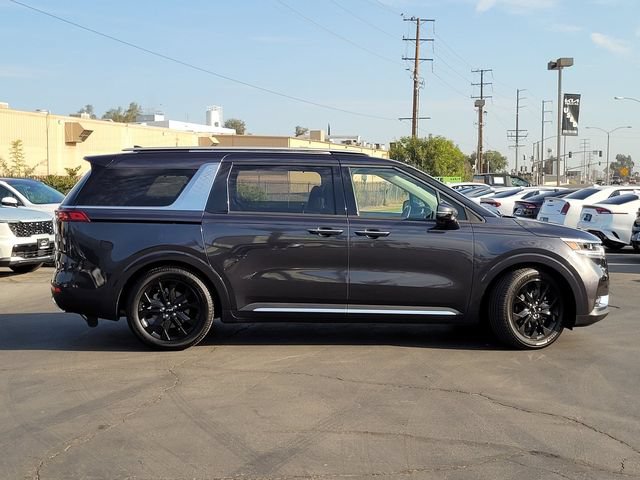 Used 2022 Kia Carnival SX FWD image 4