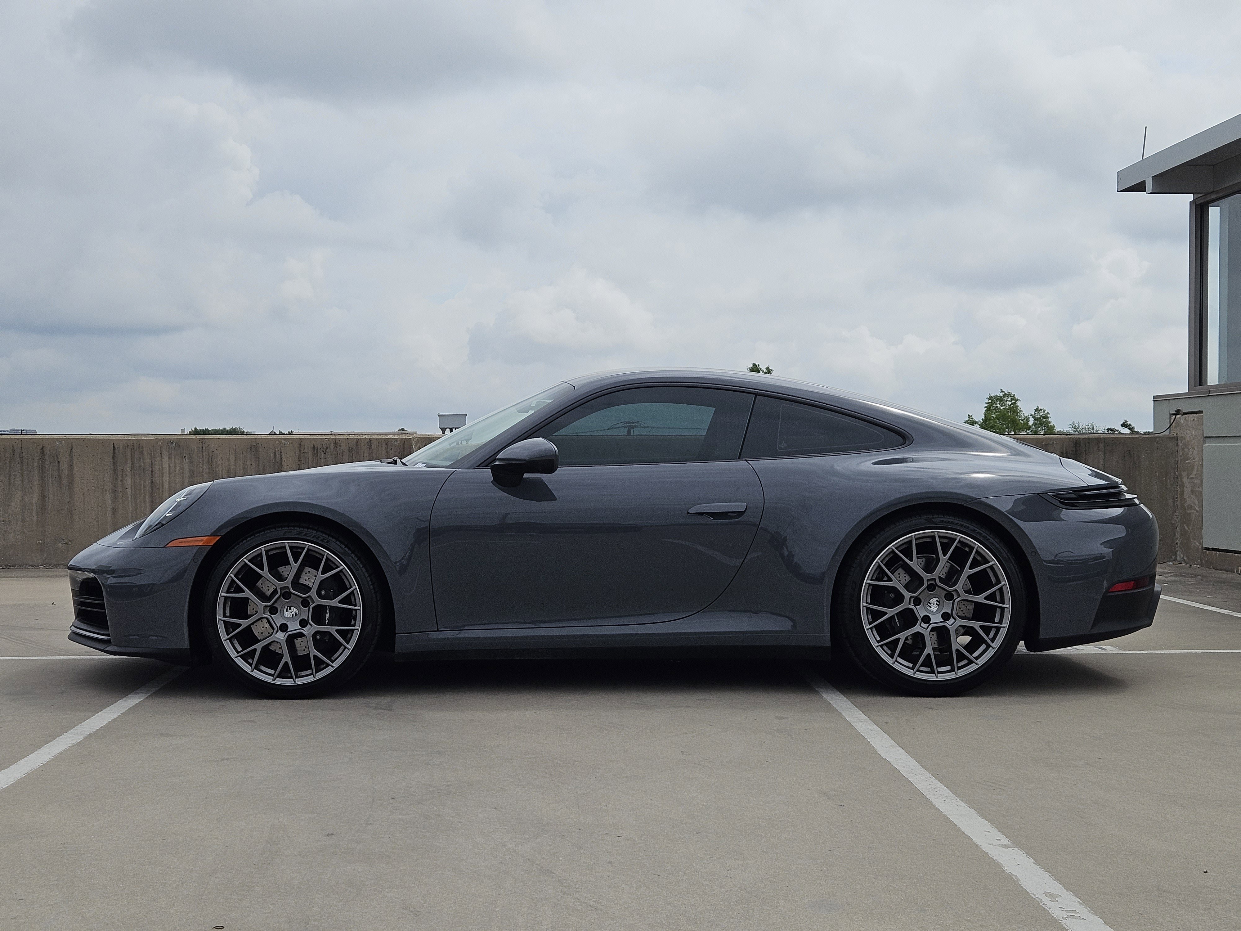 Certified 2025 Porsche 911 Carrera RWD image 2