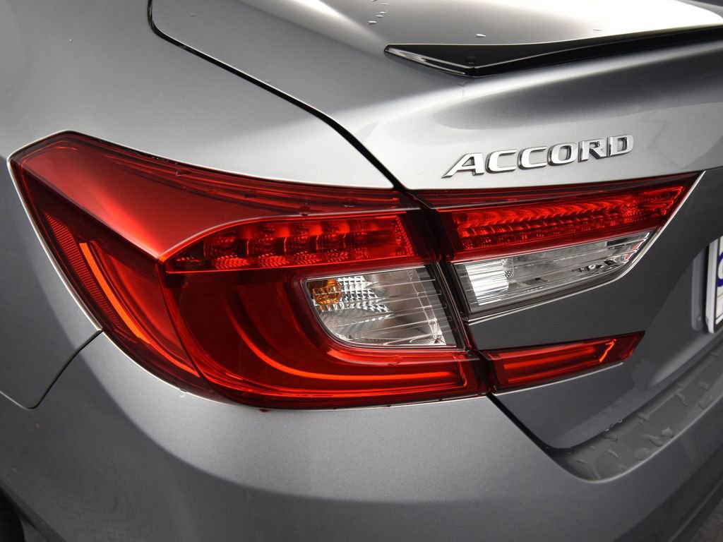 Used 2022 Honda Accord Sport image 12