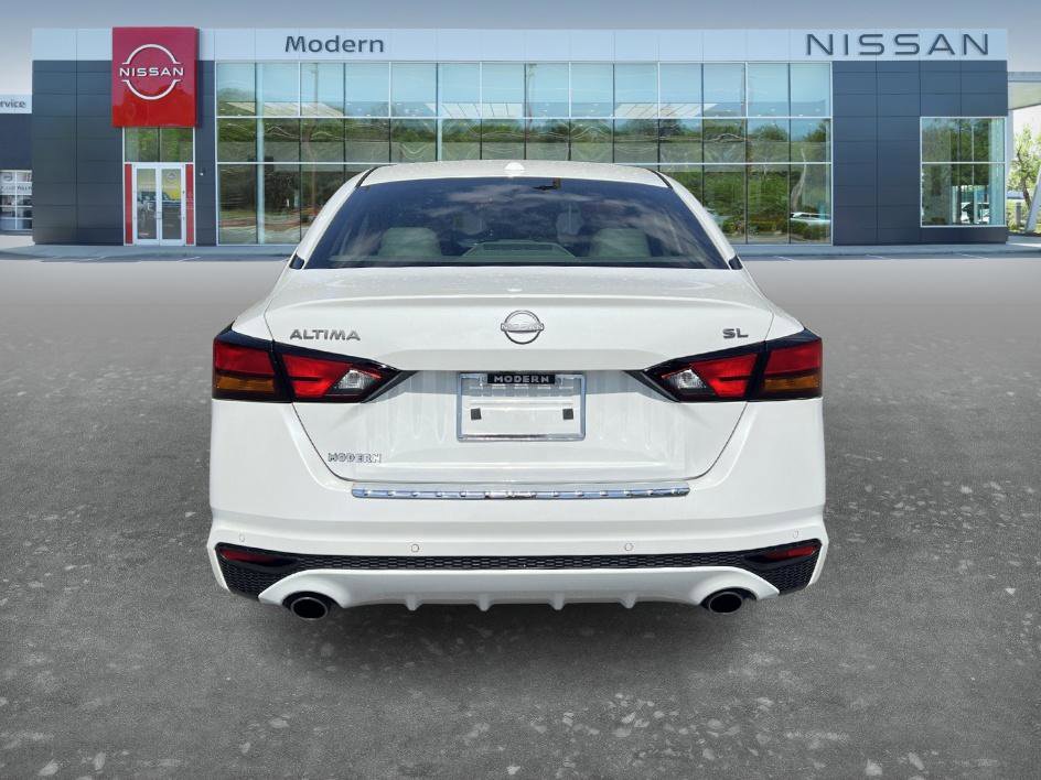 Certified 2023 Nissan Altima 2.5 SL FWD image 6