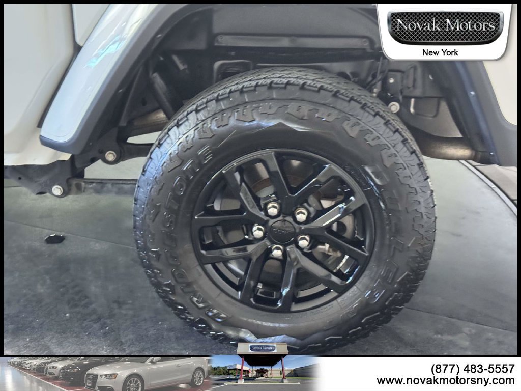 Used 2022 Jeep Gladiator Sport AWD/4WD image 6