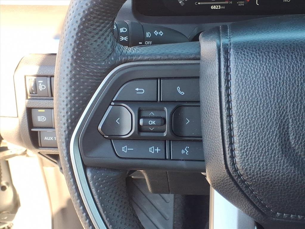 Used 2024 Toyota Tacoma TRD Off-Road image 18