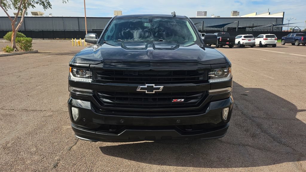 Used 2018 Chevrolet Silverado 1500 LTZ Z71 w/ LTZ Plus Package AWD/4WD image 3