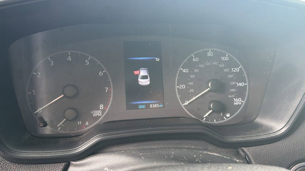 Used 2025 Toyota Corolla SE image 13