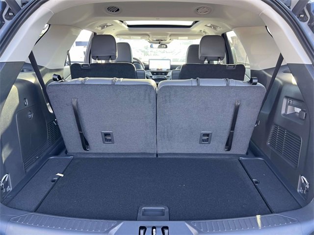 New 2025 Ford Explorer Active w/ Active Comfort Package image 7