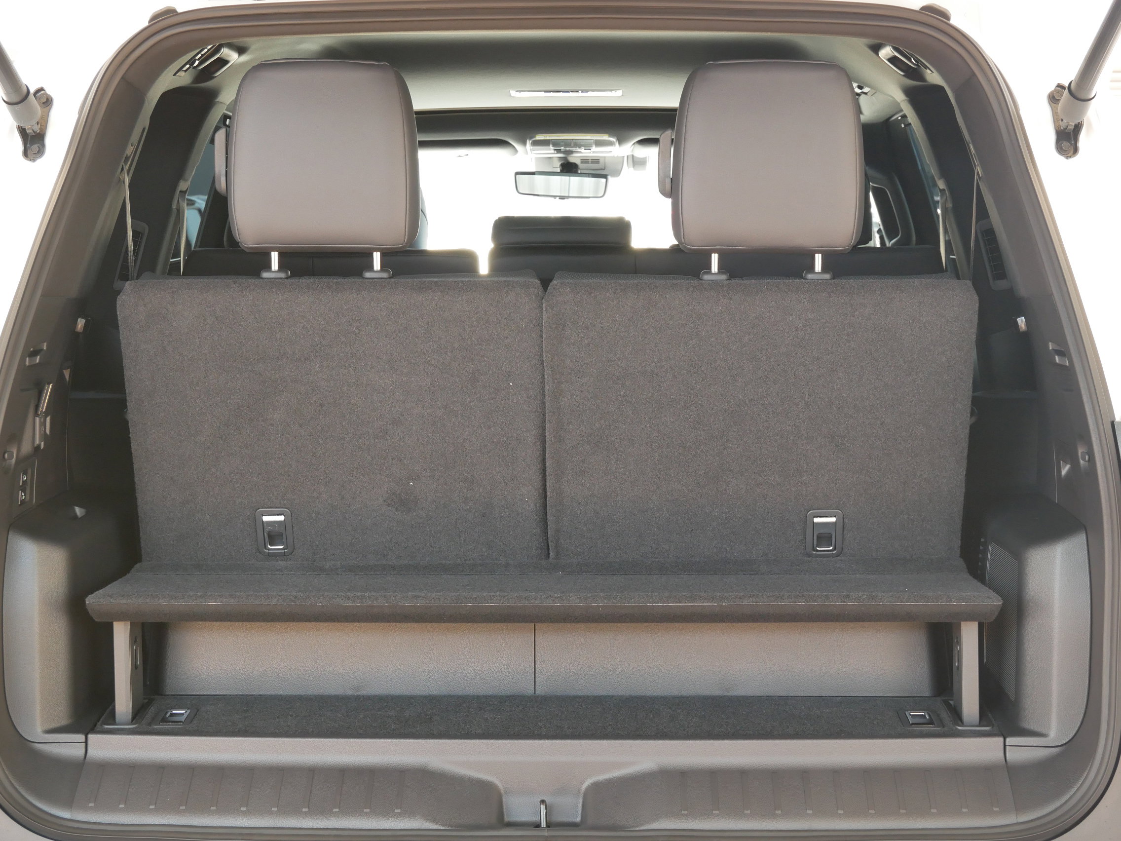 New 2025 Lexus LX 700h F Sport image 18