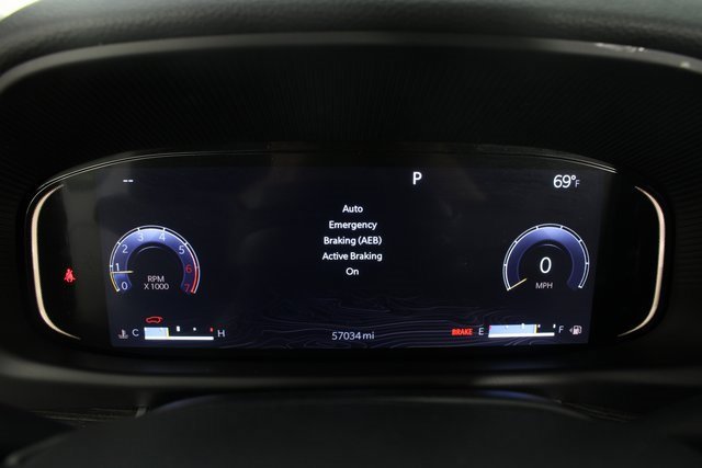 Used 2023 Jeep Wagoneer L Series II image 12