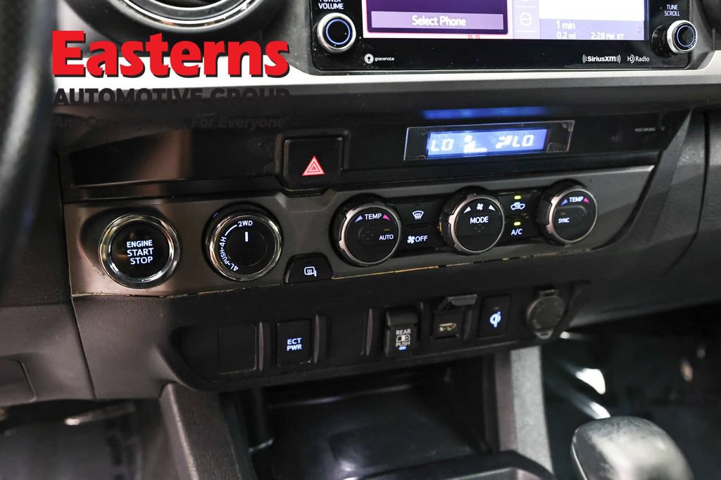 Used 2022 Toyota Tacoma TRD Sport AWD/4WD image 20