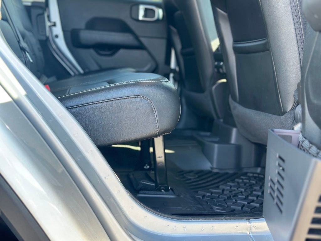 Used 2022 Jeep Wrangler Unlimited Sahara w/ Cold Weather Group image 21