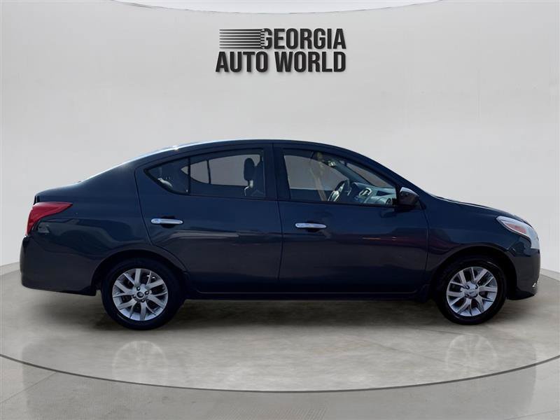 Used 2016 Nissan Versa SV w/ SV Appearance Package FWD image 11
