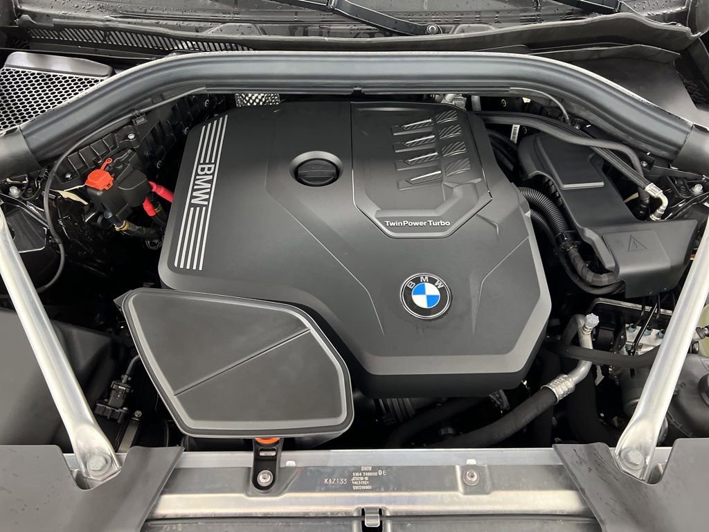 Used 2025 BMW X4 xDrive30i w/ Premium Package image 26