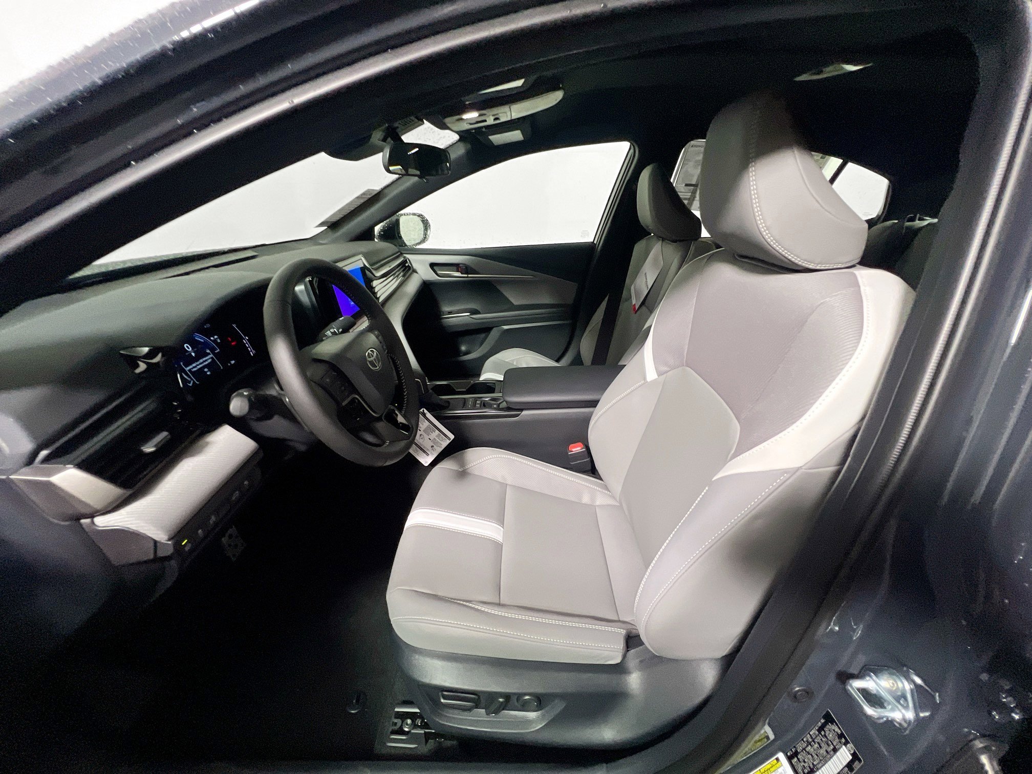 New 2026 Toyota Camry SE image 14