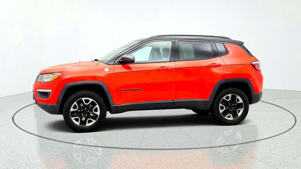 Used 2017 Jeep Compass Trailhawk AWD/4WD image 8