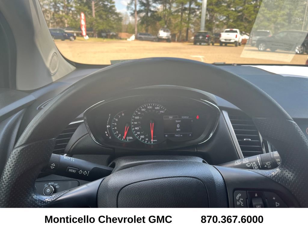 Used 2020 Chevrolet Trax LT FWD image 11