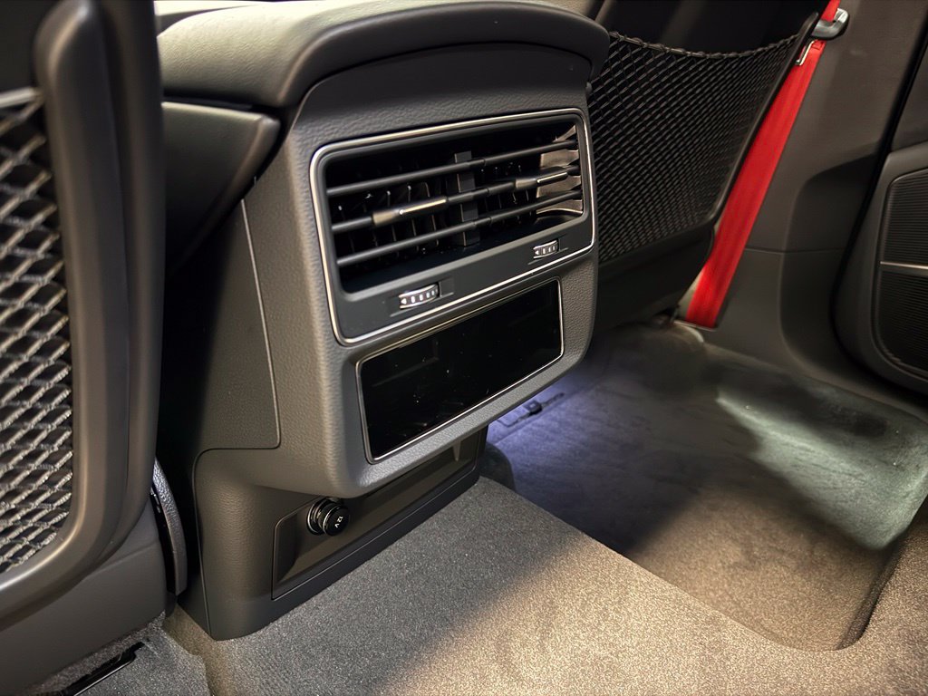 New 2027 Audi SQ8 Prestige AWD/4WD image 21