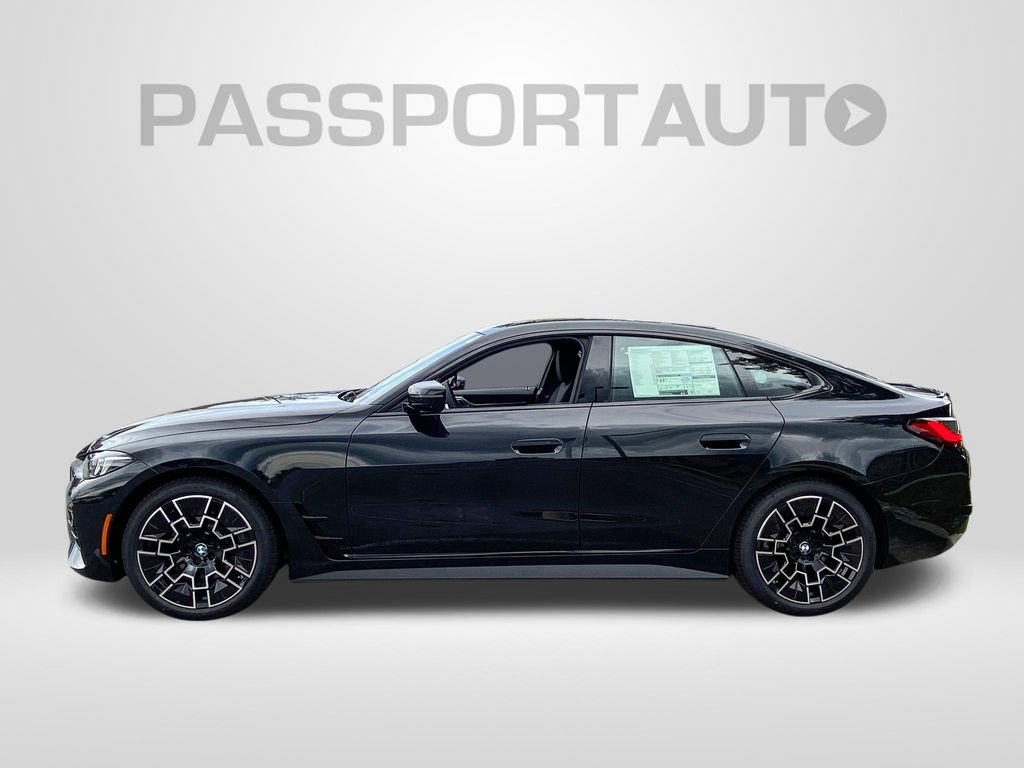 New 2026 BMW 430i xDrive w/ M Sport Package AWD/4WD image 2