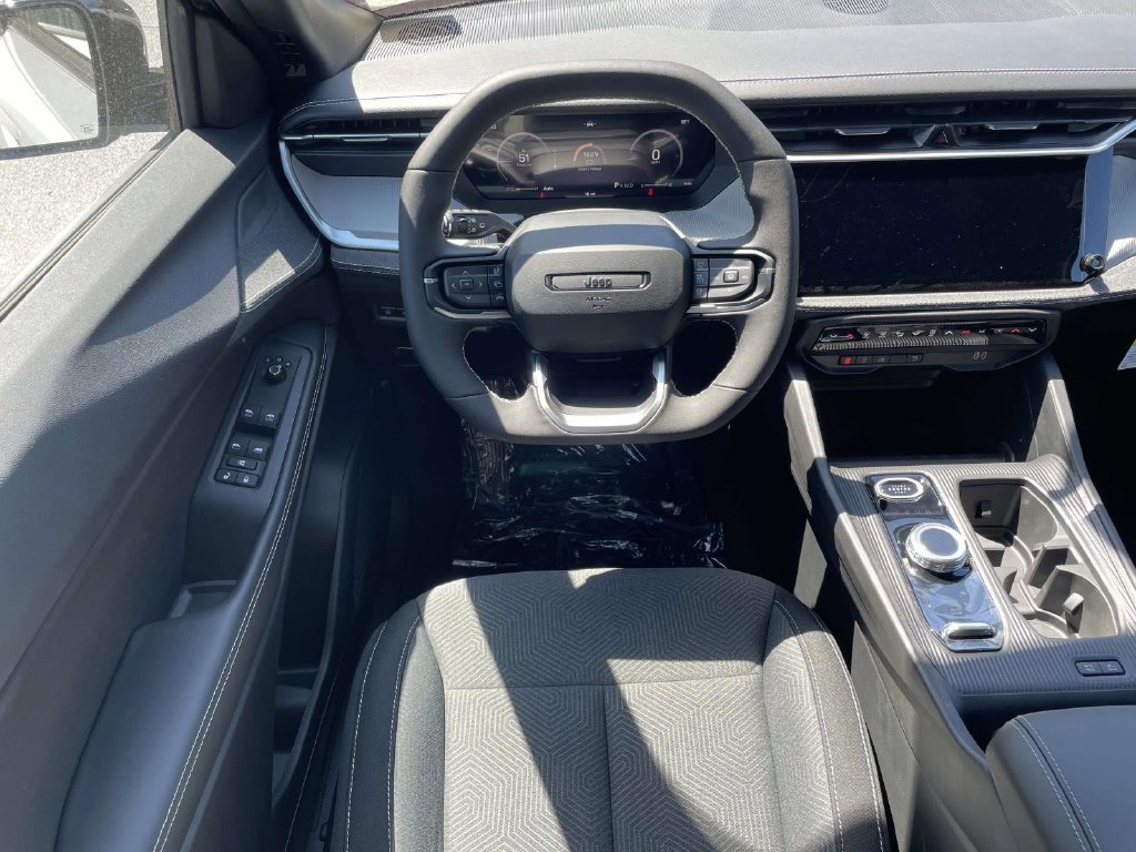 New 2026 Jeep Cherokee Laredo AWD/4WD image 22