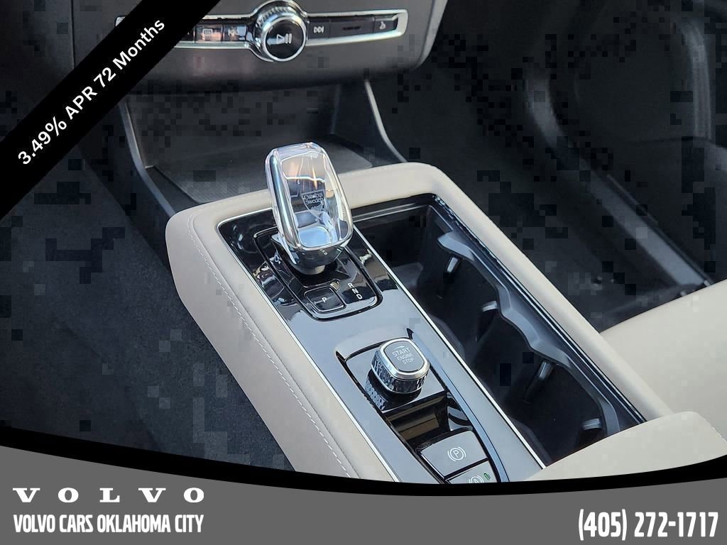 New 2026 Volvo XC90 B6 Plus image 18