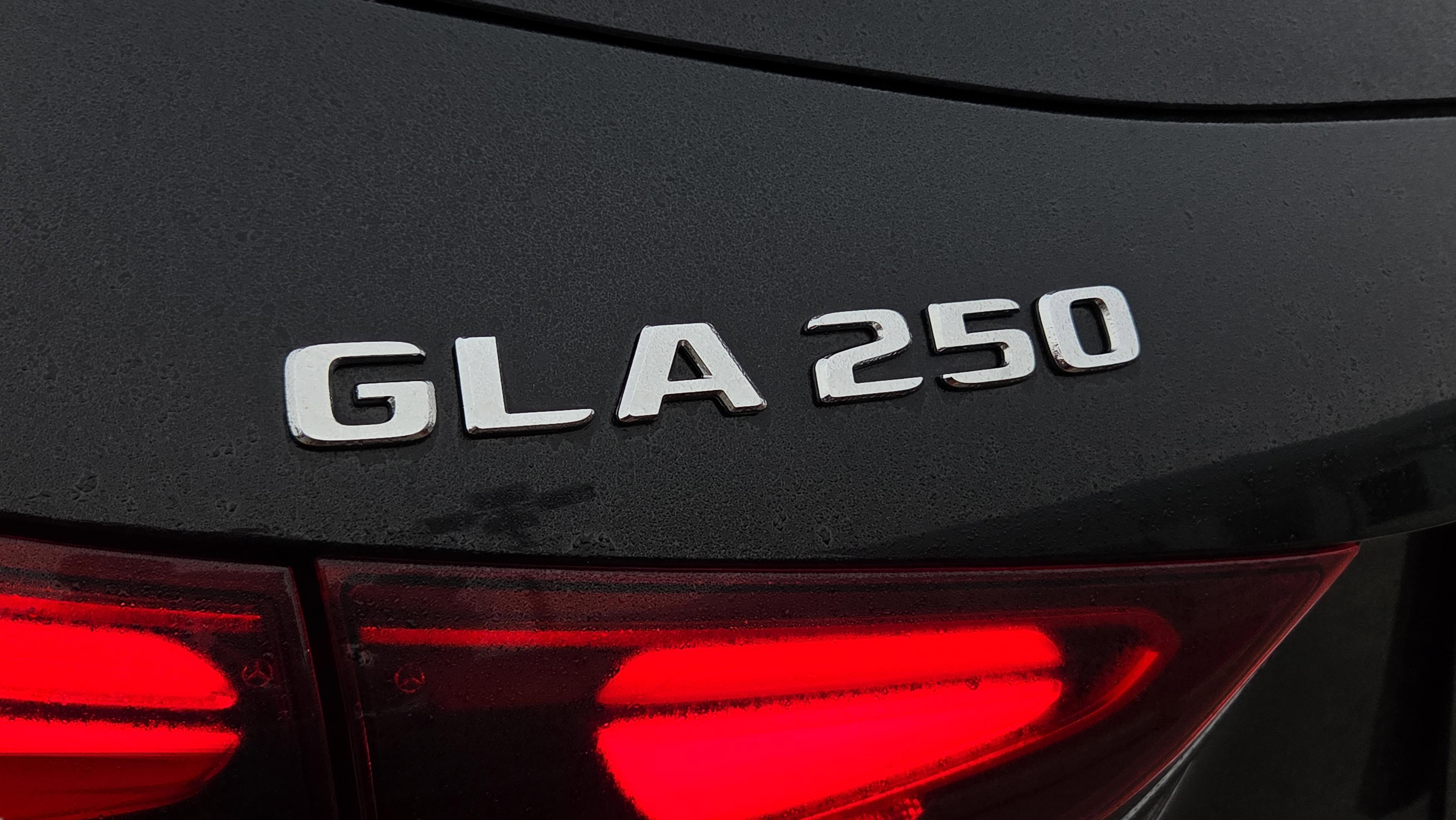 Used 2025 Mercedes-Benz GLA 250 image 33