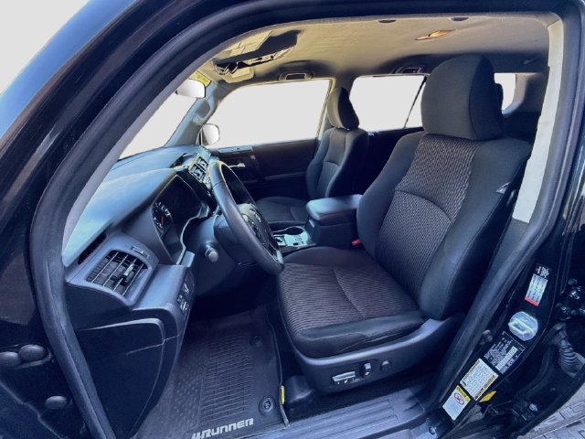 Used 2016 Toyota 4Runner Trail AWD/4WD image 11