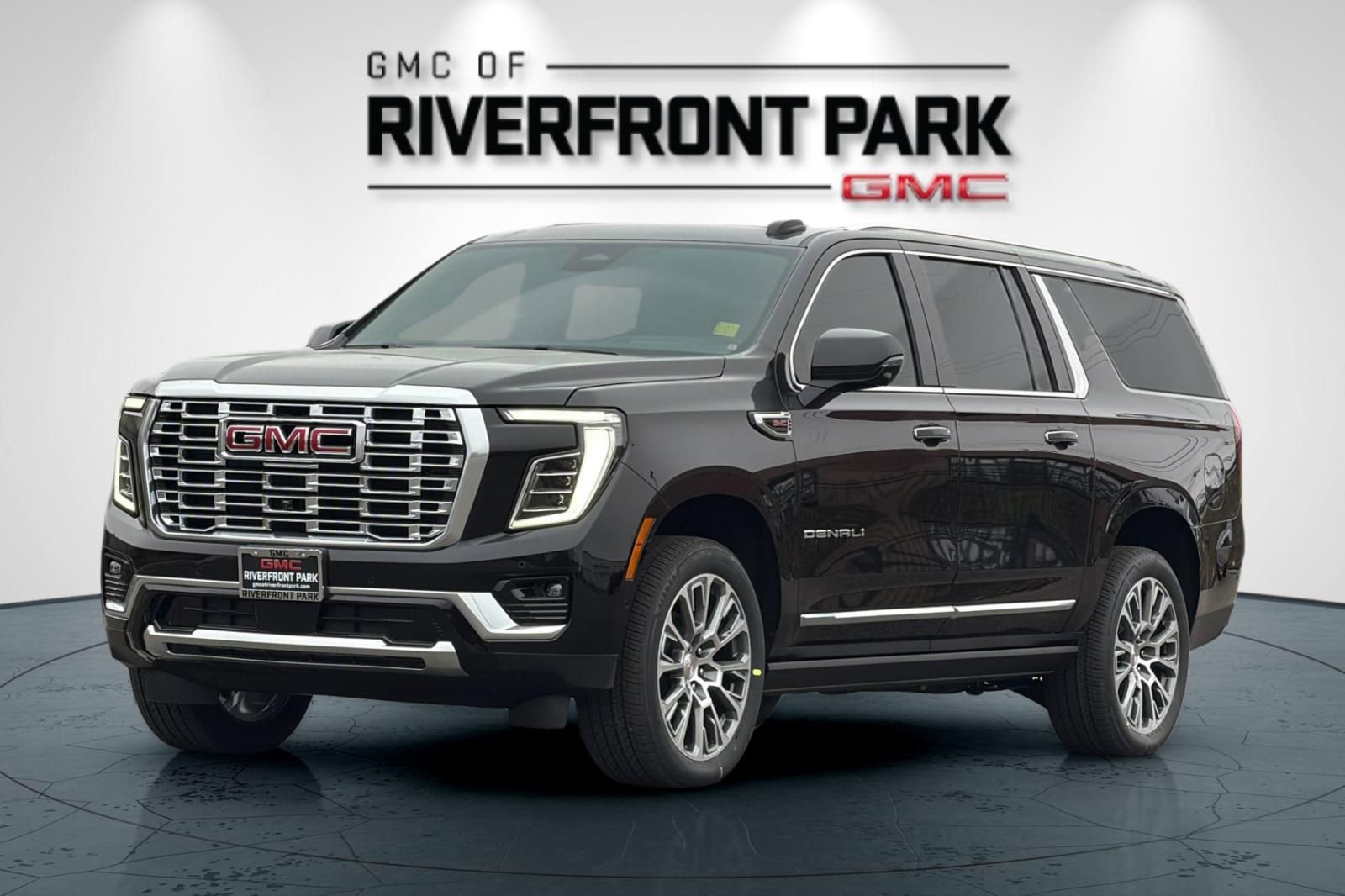 New 2026 GMC Yukon XL Denali w/ Sun & Power Step Package image 7