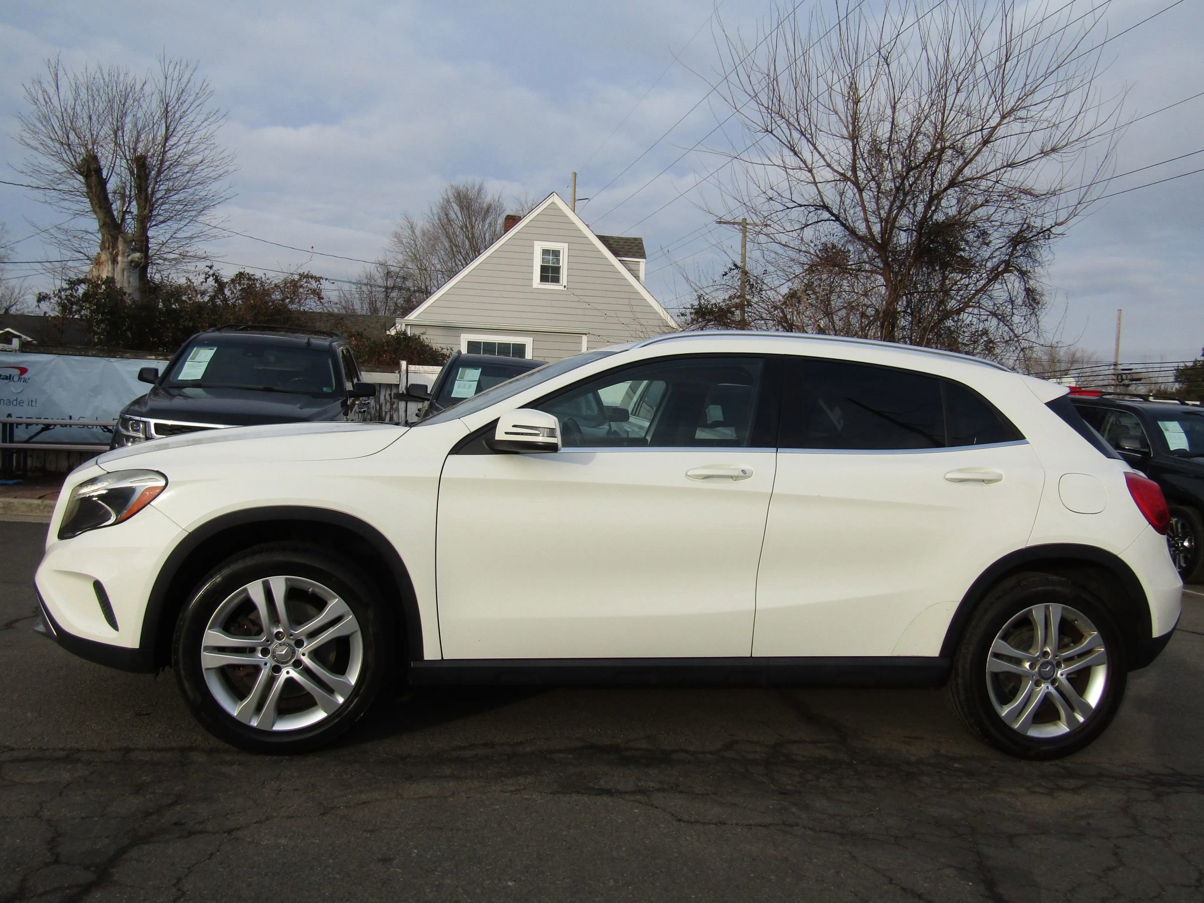 Used 2015 Mercedes-Benz GLA 250 4MATIC image 4