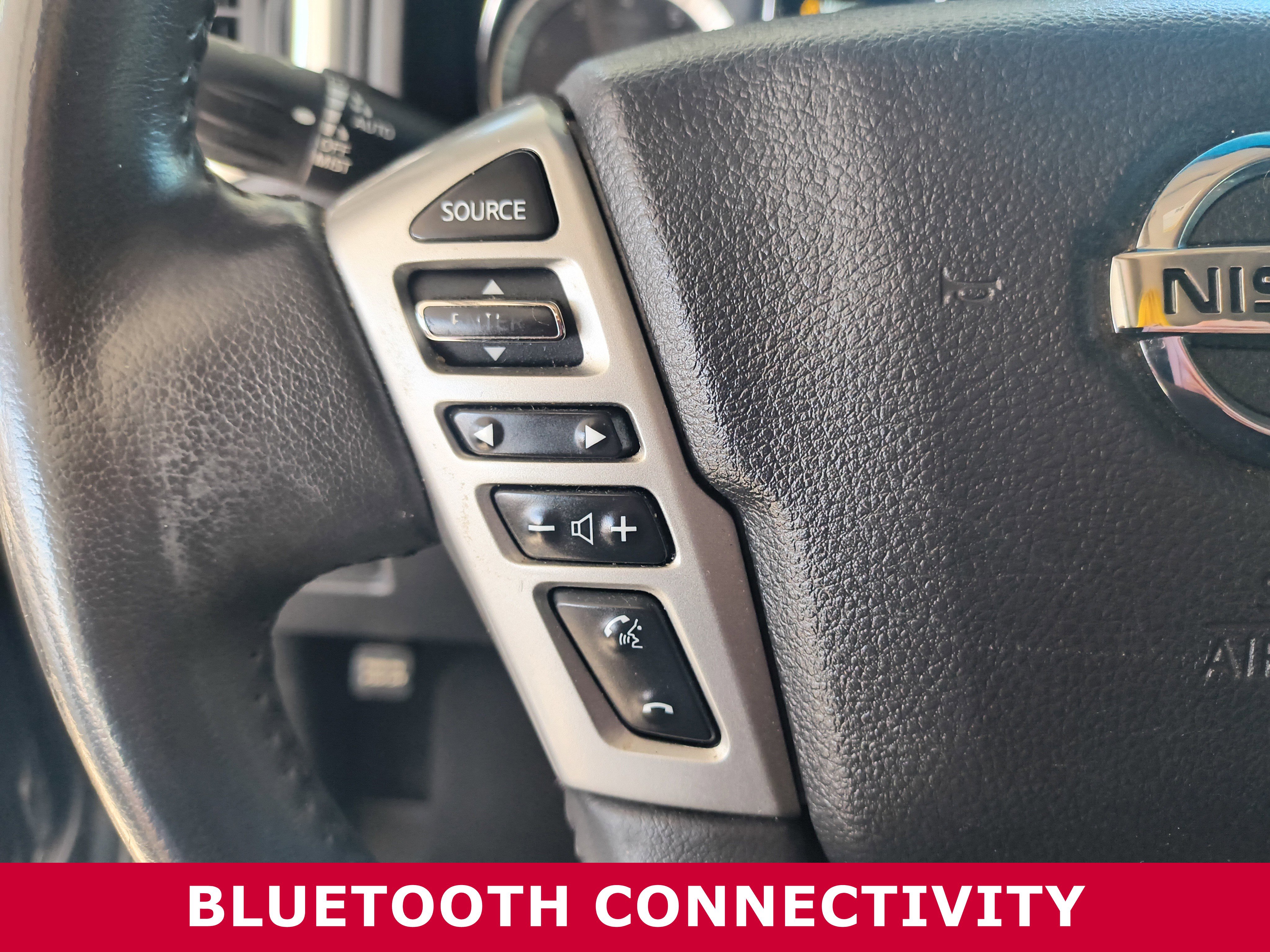 Used 2017 Nissan Titan SL image 15