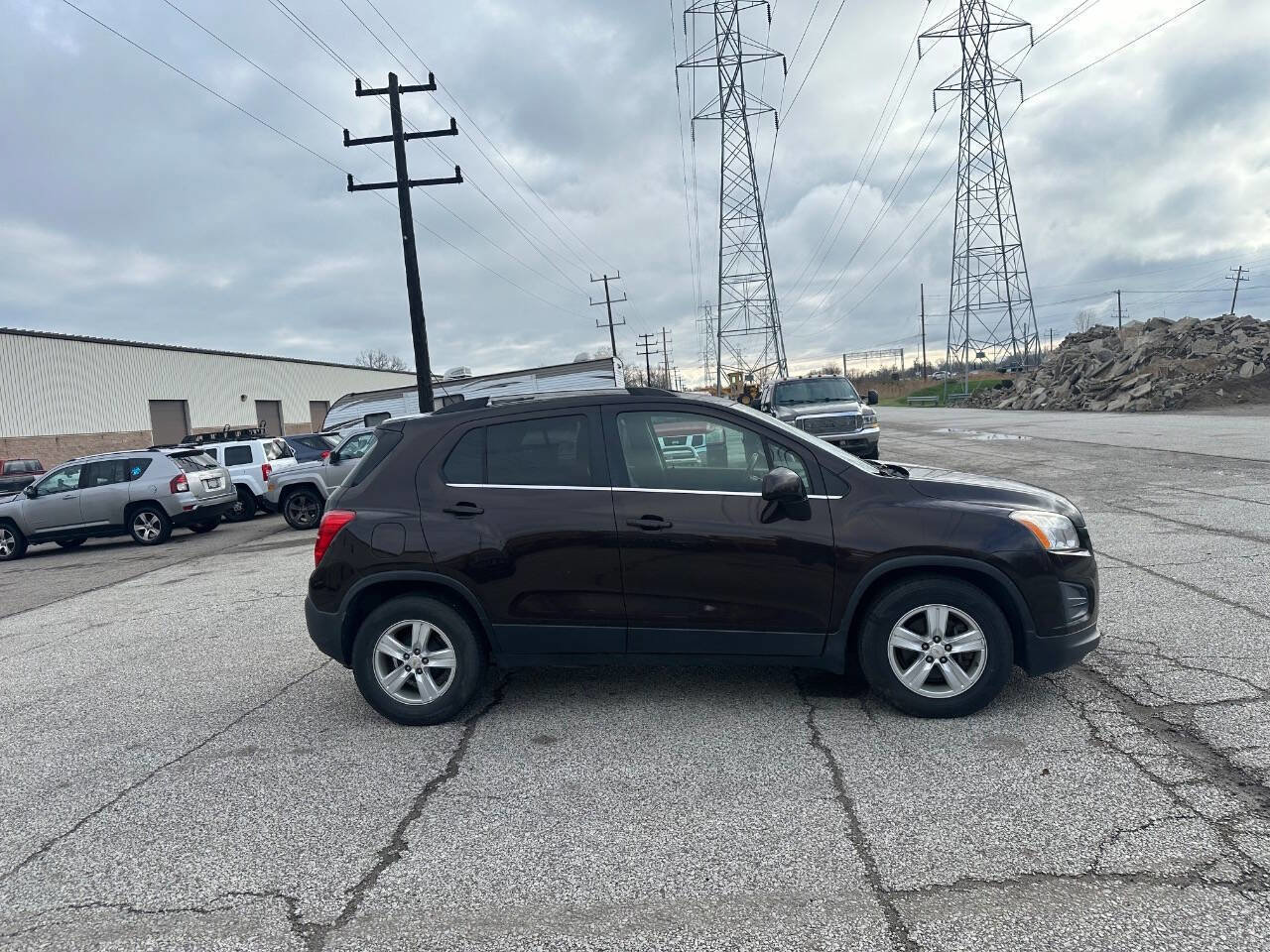 Used 2016 Chevrolet Trax LT w/ LT Convenience Package image 3