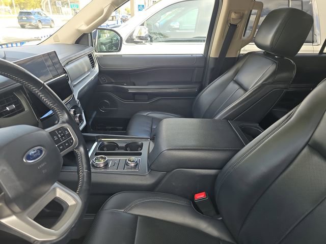 Used 2023 Ford Expedition XLT AWD/4WD image 11