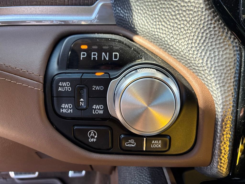Used 2023 RAM 1500 Limited AWD/4WD image 13