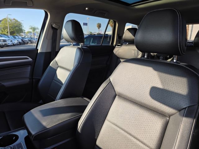 Used 2023 Volkswagen Atlas SE image 17