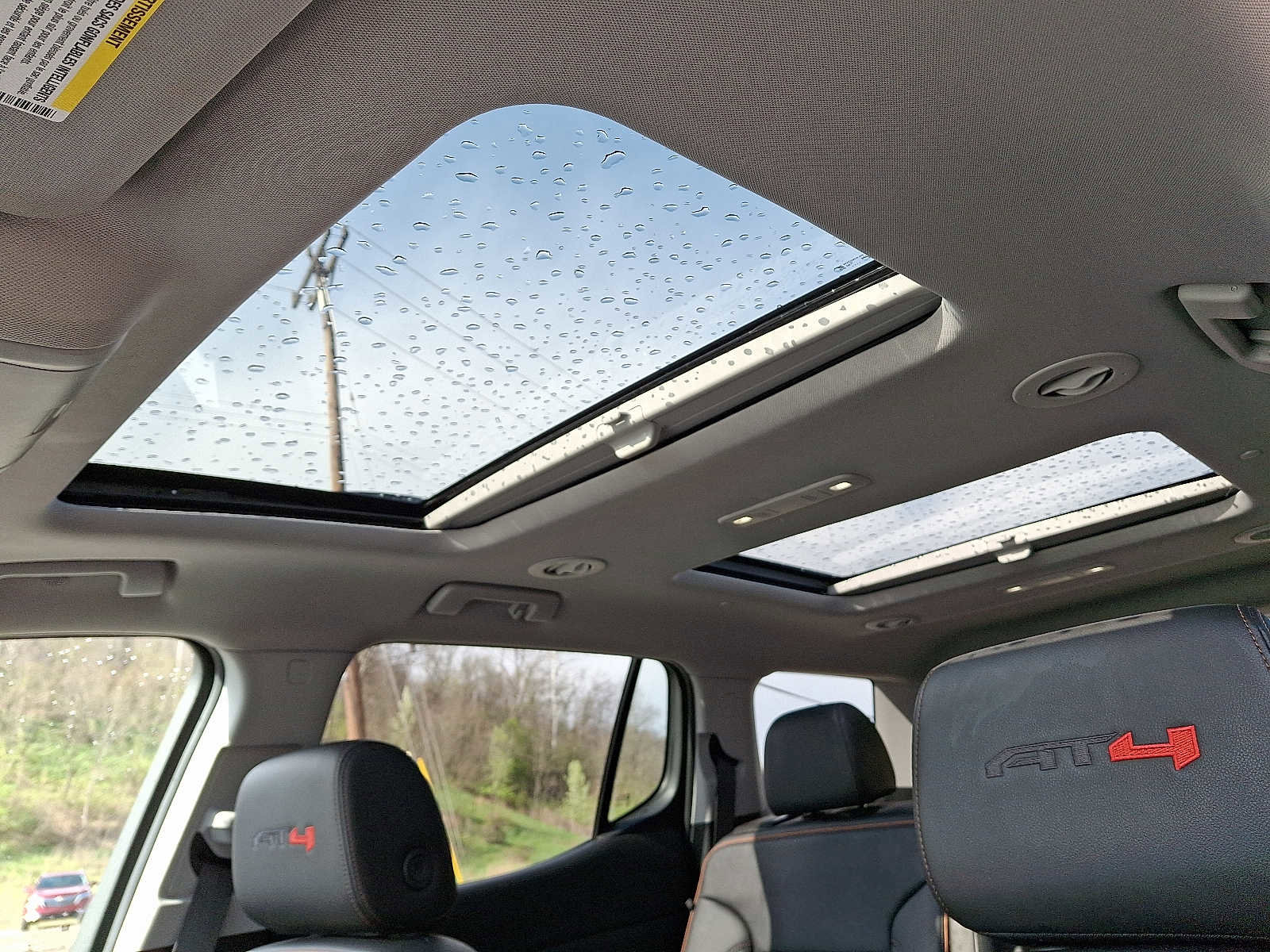 Used 2023 GMC Acadia AT4 w/ Technology Package image 14