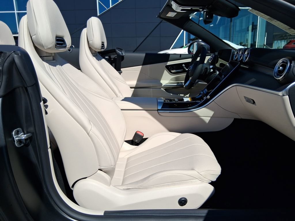 New 2026 Mercedes-Benz CLE 300 4MATIC Cabriolet image 28