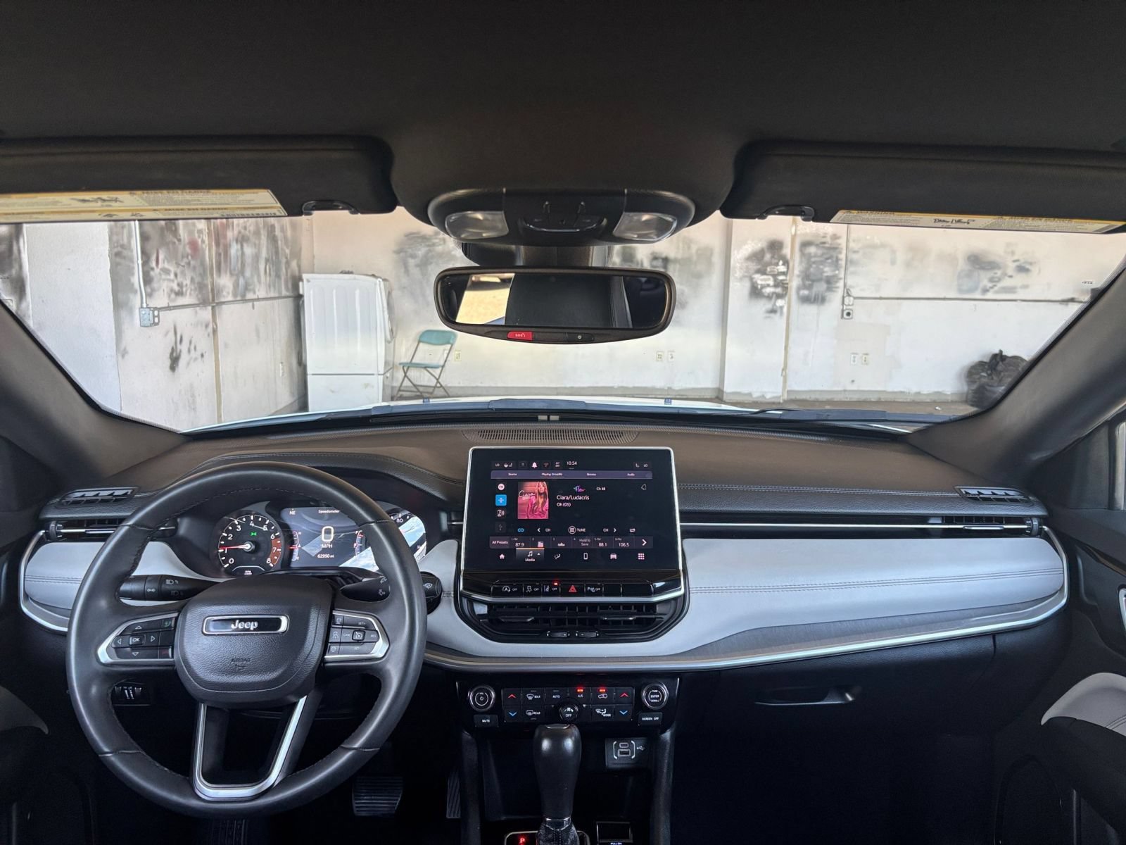 Used 2025 Jeep Compass Limited AWD/4WD image 33