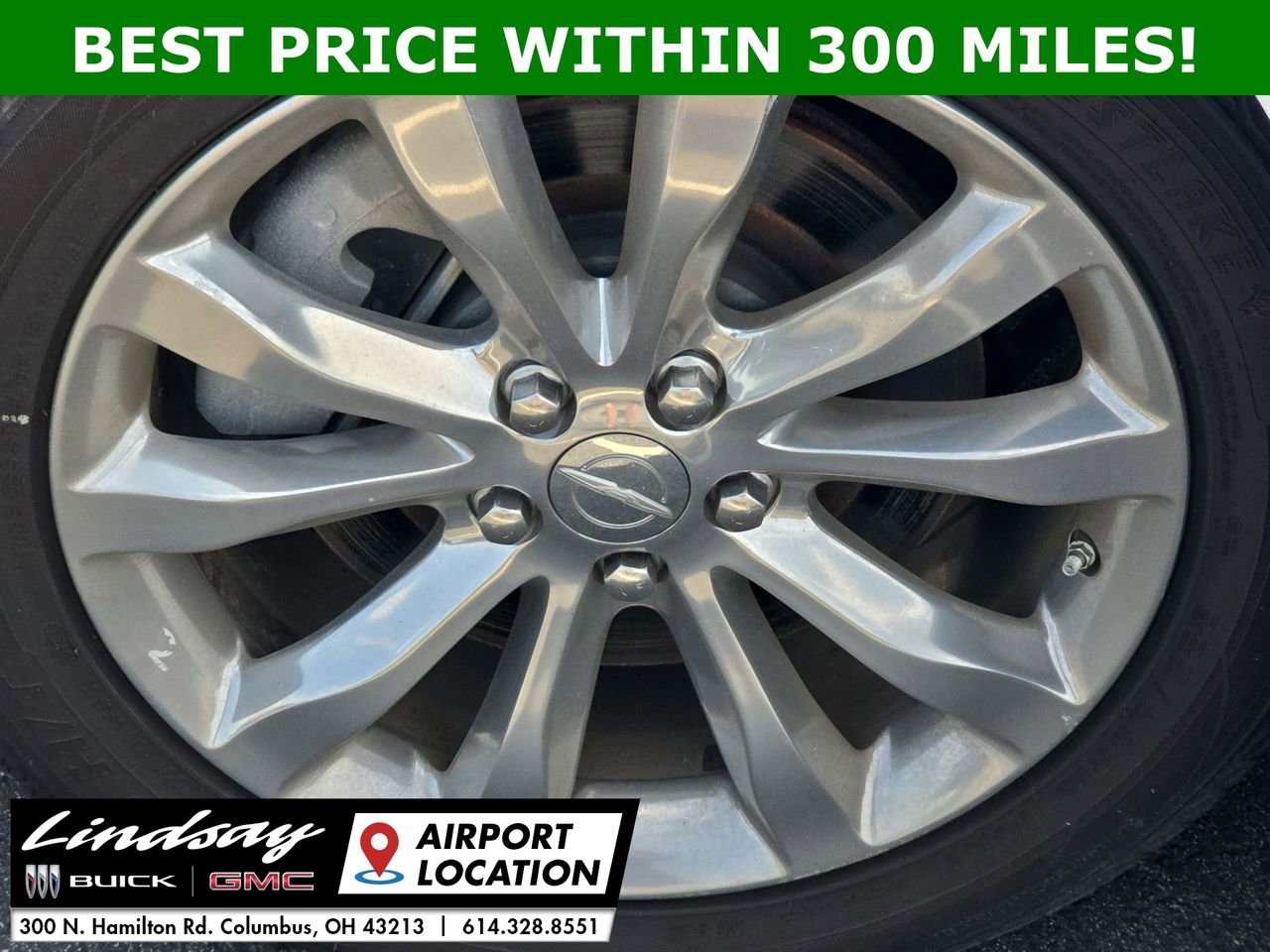 Used 2022 Chrysler 300 Touring image 31